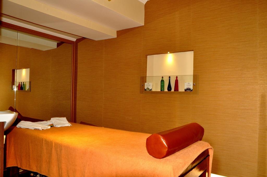 Club Alpina Hotell Marmaris Exteriör bild