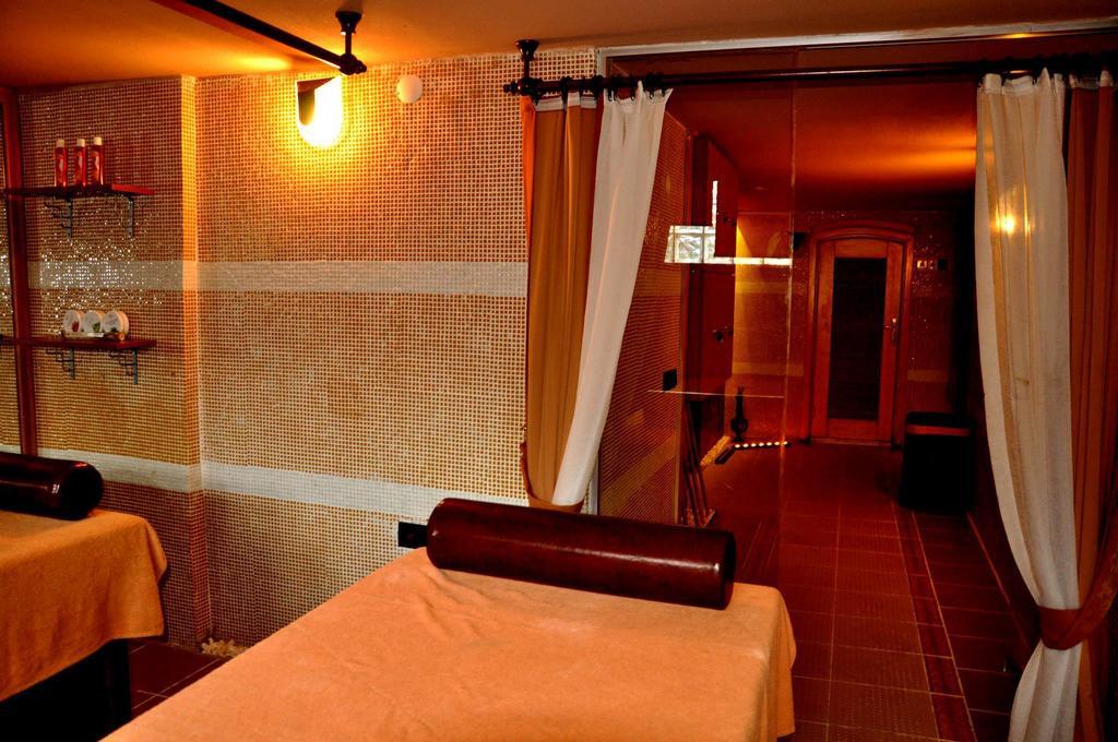 Club Alpina Hotell Marmaris Exteriör bild