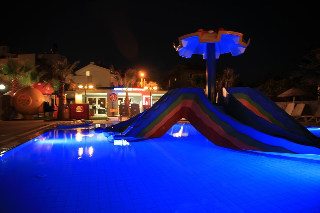 Club Alpina Hotell Marmaris Exteriör bild