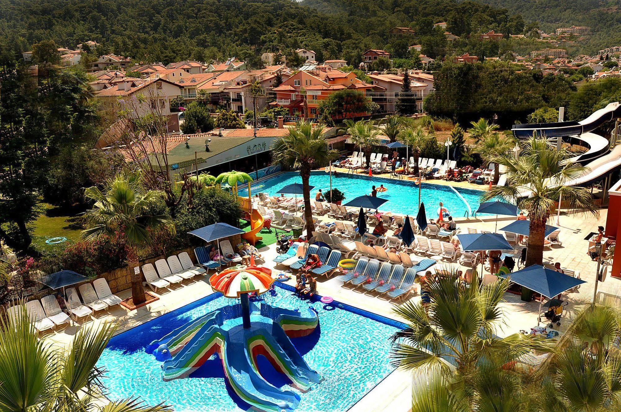 Club Alpina Hotell Marmaris Exteriör bild
